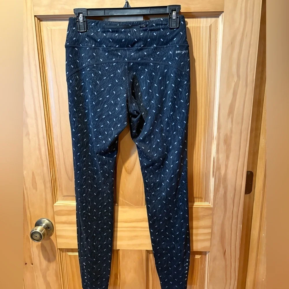 Nike Leggings Women's Medium Black Active Dri-Fit Lux size S